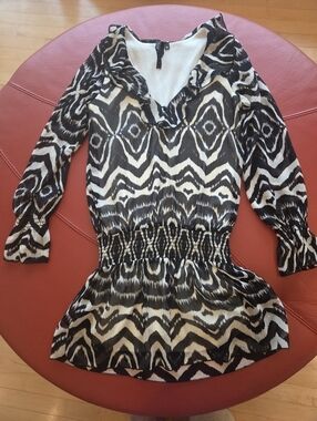 Vintage "Backless" Label Black and White Sheer Flounce elastic waist Top sz. M